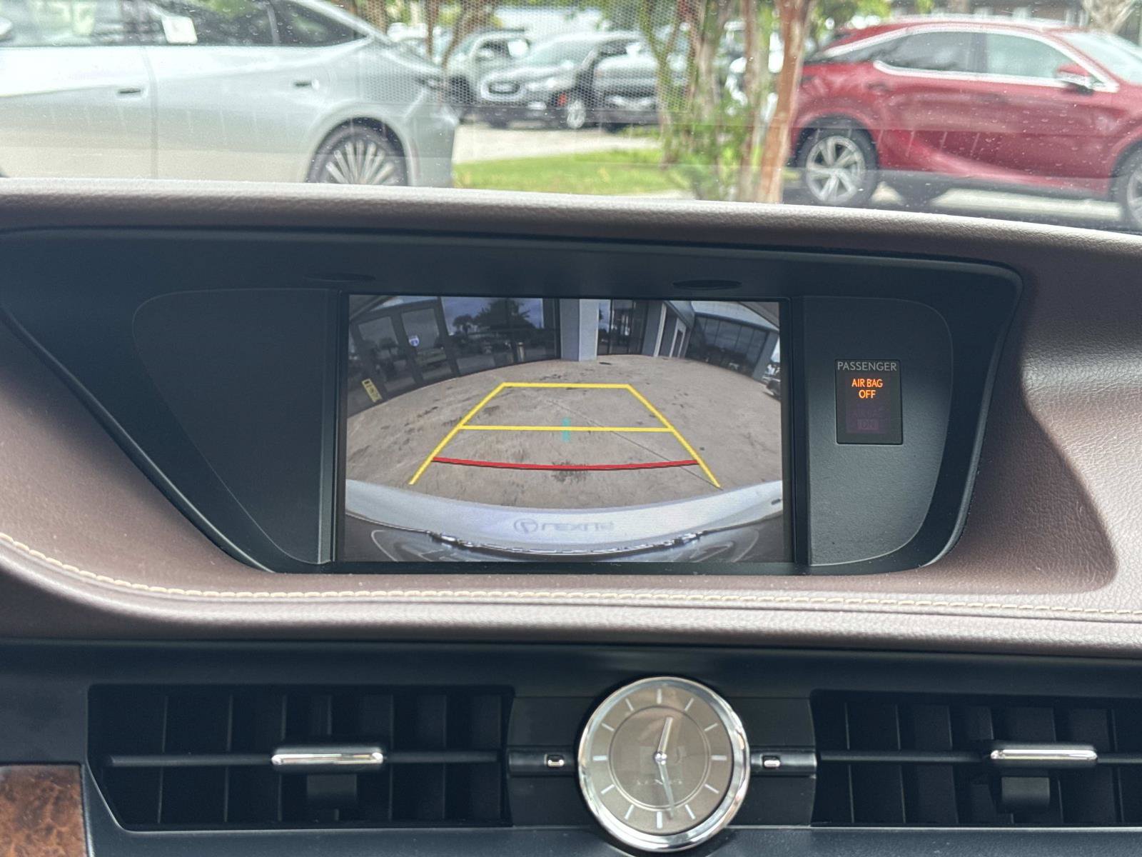 Used 2017 Lexus ES 350 w/ Premium Package FWD image 23