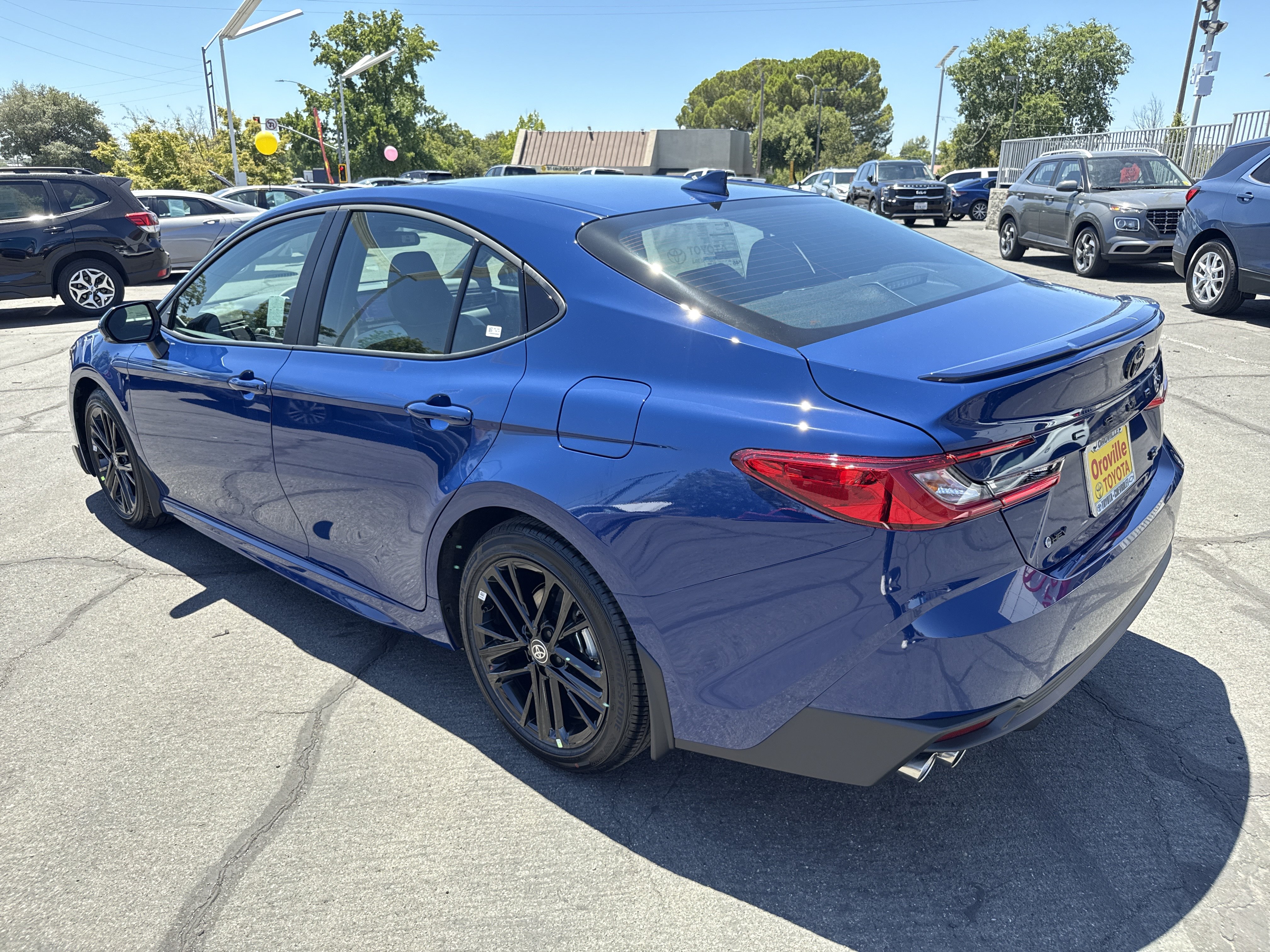 New 2026 Toyota Camry SE FWD image 3