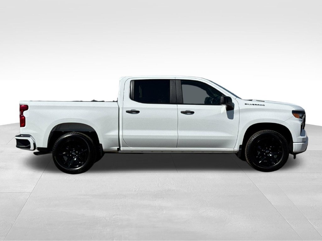 New 2026 Chevrolet Silverado 1500 Custom w/ LPO, Dark Essentials Package RWD image 6
