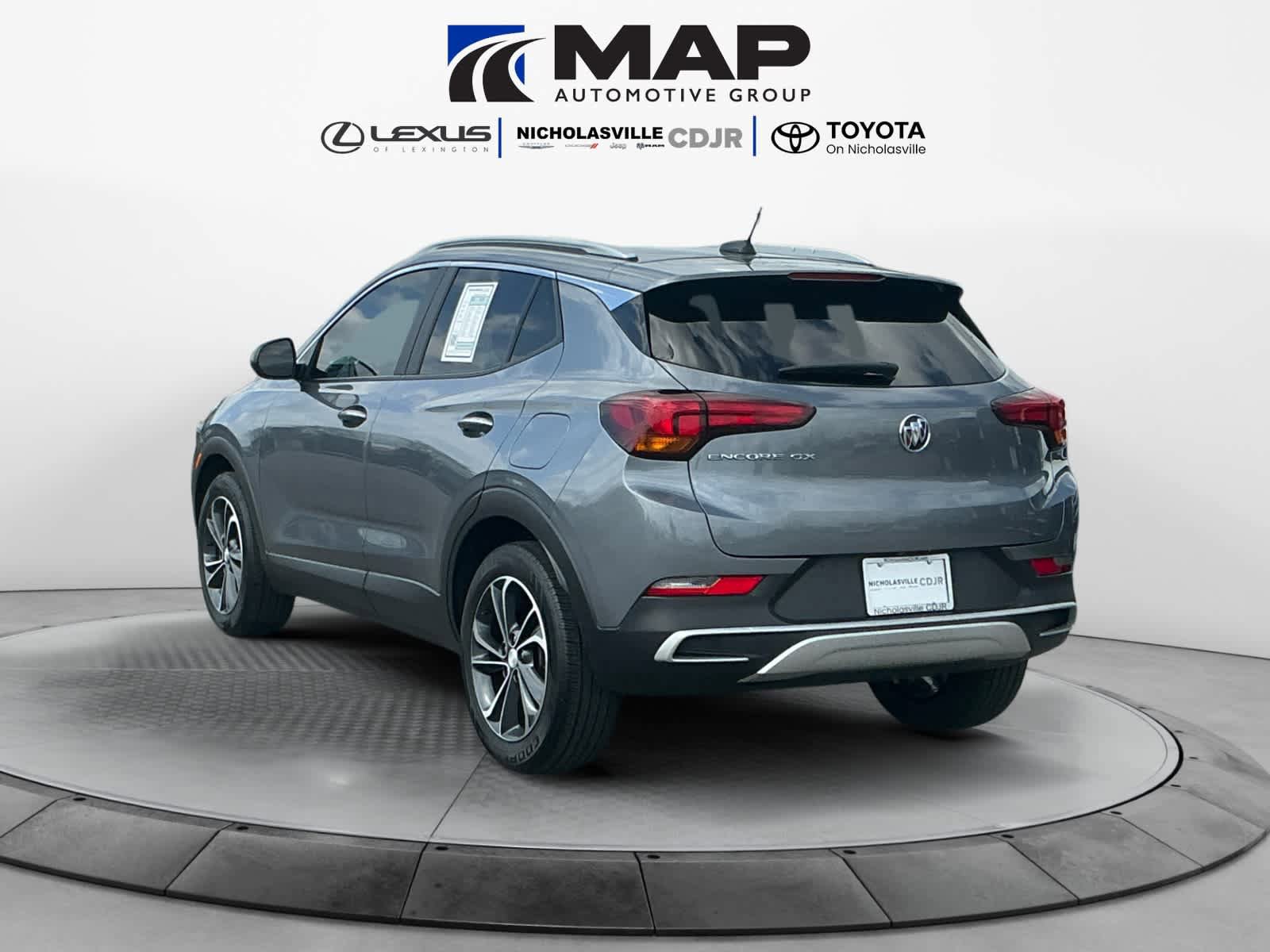 Used 2022 Buick Encore GX Select image 3