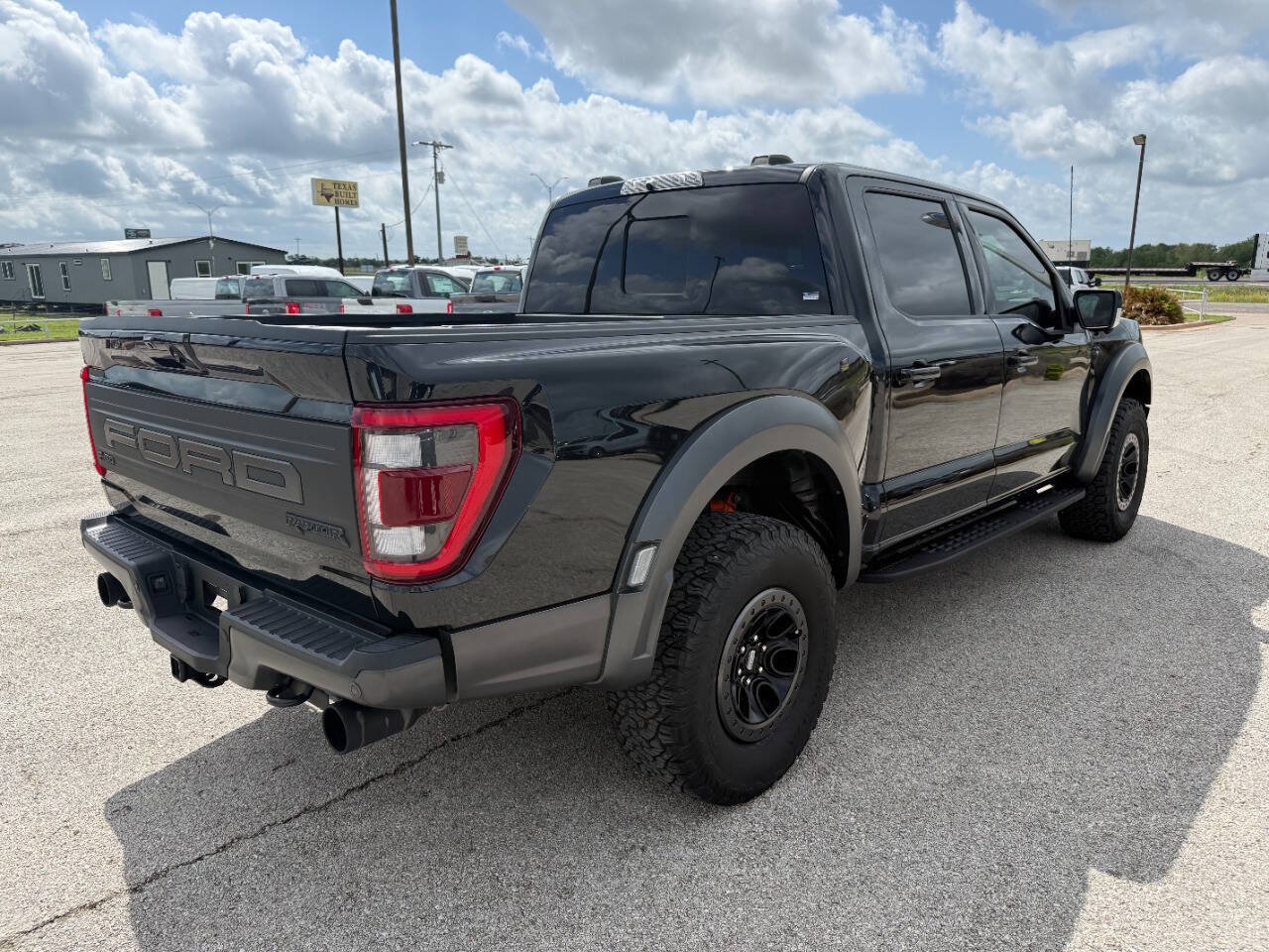 Used 2023 Ford F150 Raptor w/ Raptor Carbon Fiber Package AWD/4WD image 5