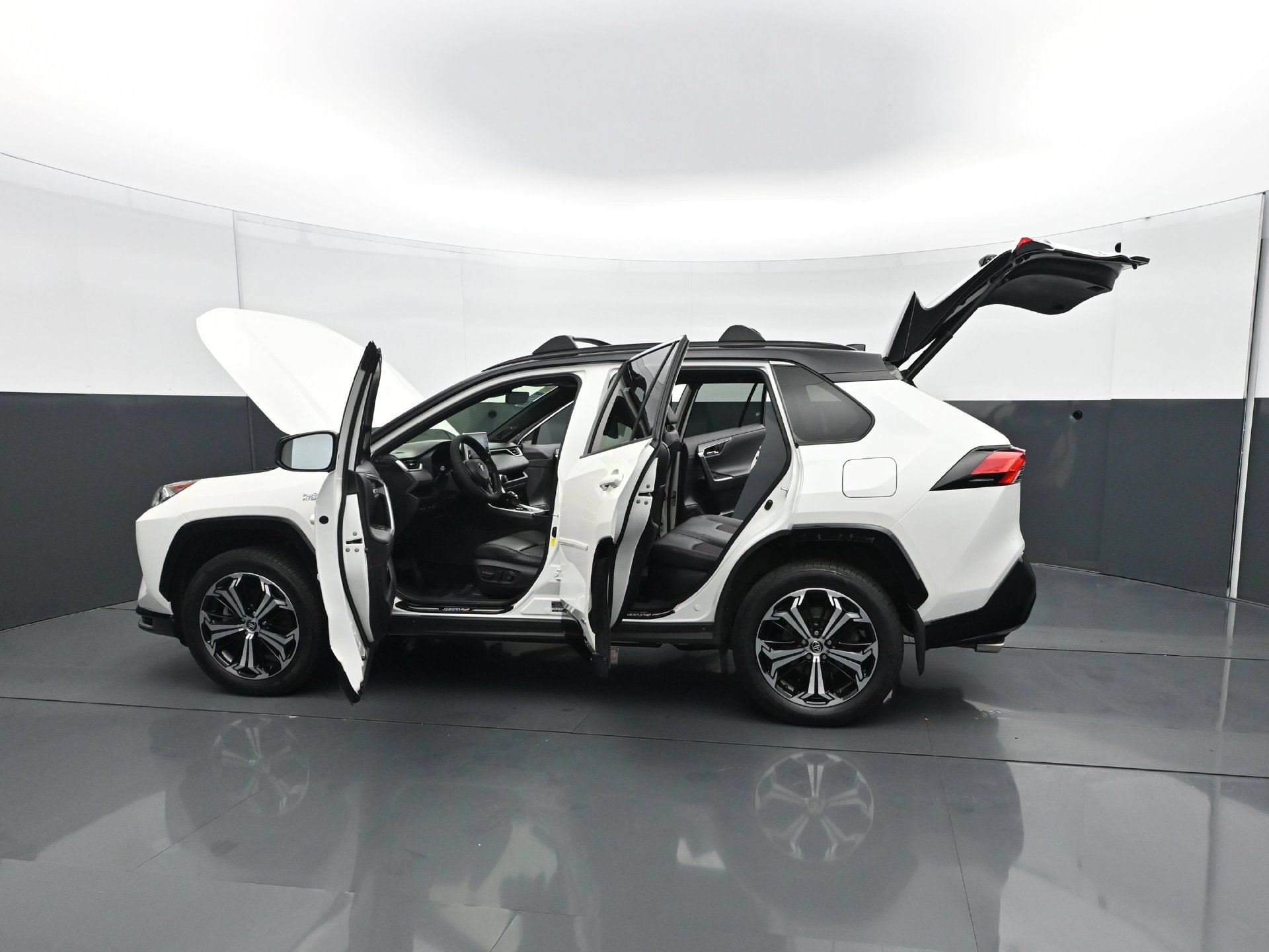 Used 2021 Toyota RAV4 XSE w/ Weather Package AWD/4WD image 48