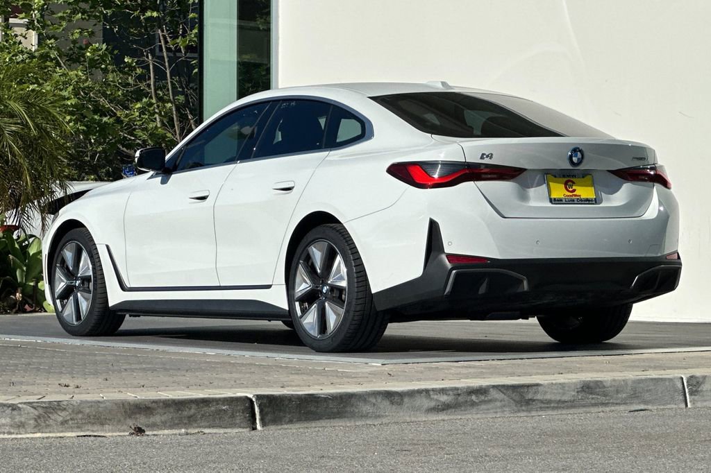 Used 2023 BMW i4 eDrive35 w/ Premium Package image 5