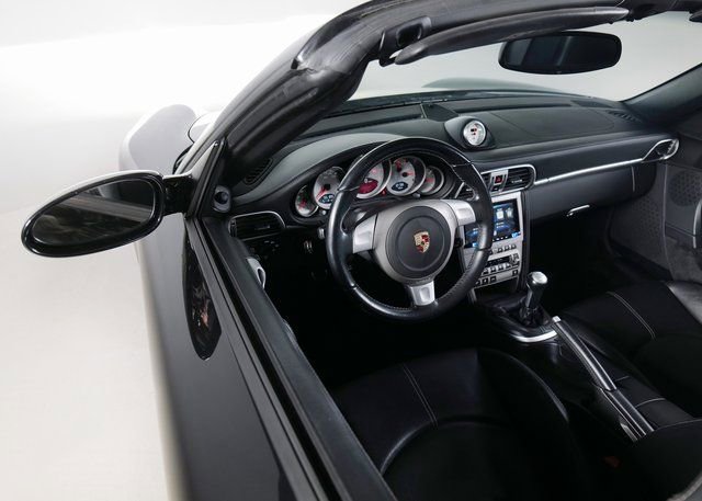 Used 2006 Porsche 911 Carrera S image 23