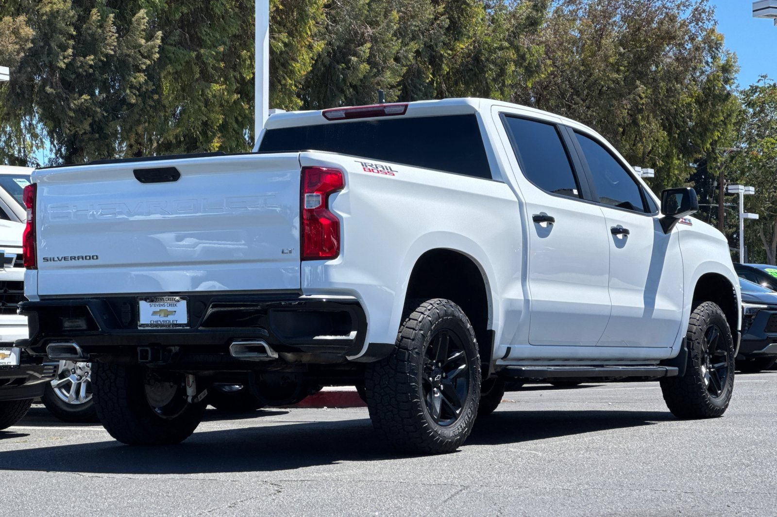 Used 2023 Chevrolet Silverado 1500 LT Trail Boss w/ Protection Package AWD/4WD image 5