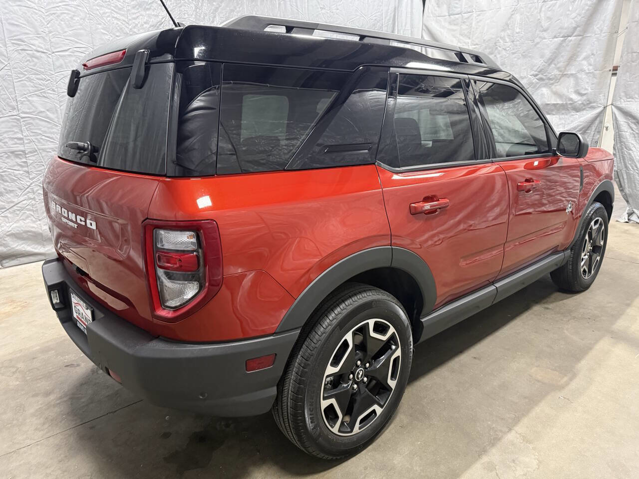 Used 2024 Ford Bronco Sport Outer Banks w/ Tech Package image 4