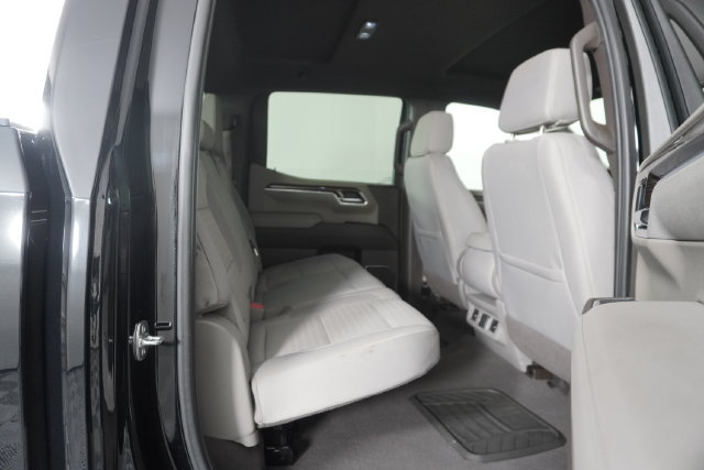 Used 2025 Chevrolet Silverado 1500 LT AWD/4WD image 37