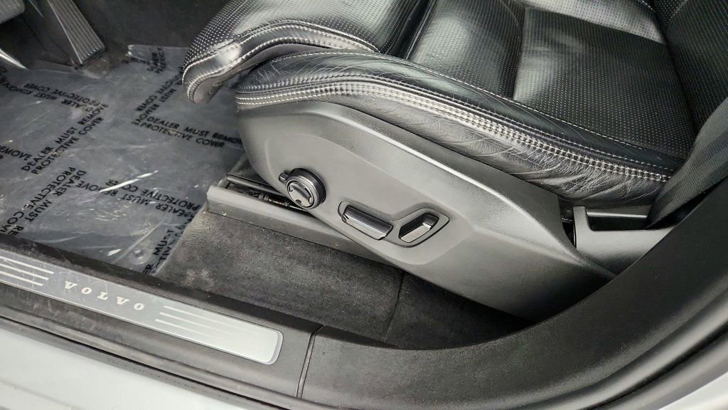 Used 2021 Volvo XC90 T6 Inscription image 12