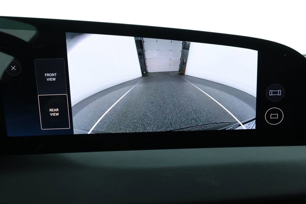 Used 2023 Lucid Air Touring image 21