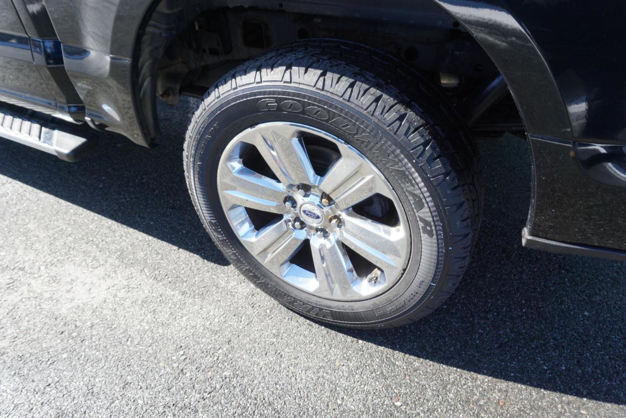 Used 2018 Ford F150 XLT w/ Equipment Group 302A Luxury image 8
