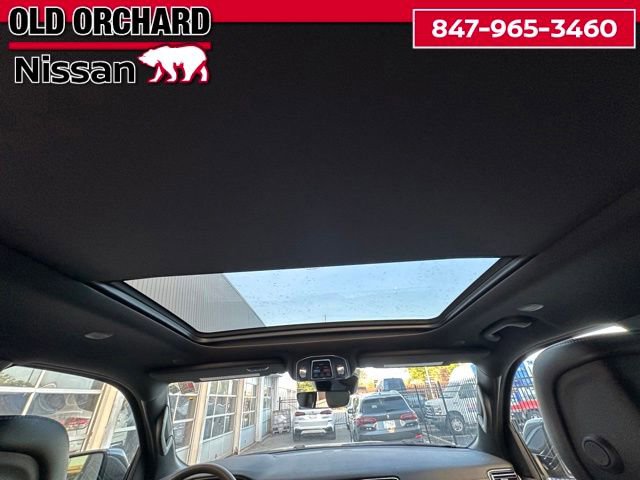 Used 2022 Jeep Wagoneer Series I w/ Premium Group I AWD/4WD image 15