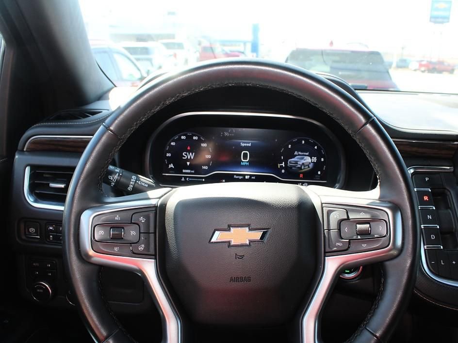 Used 2023 Chevrolet Tahoe Premier AWD/4WD image 40