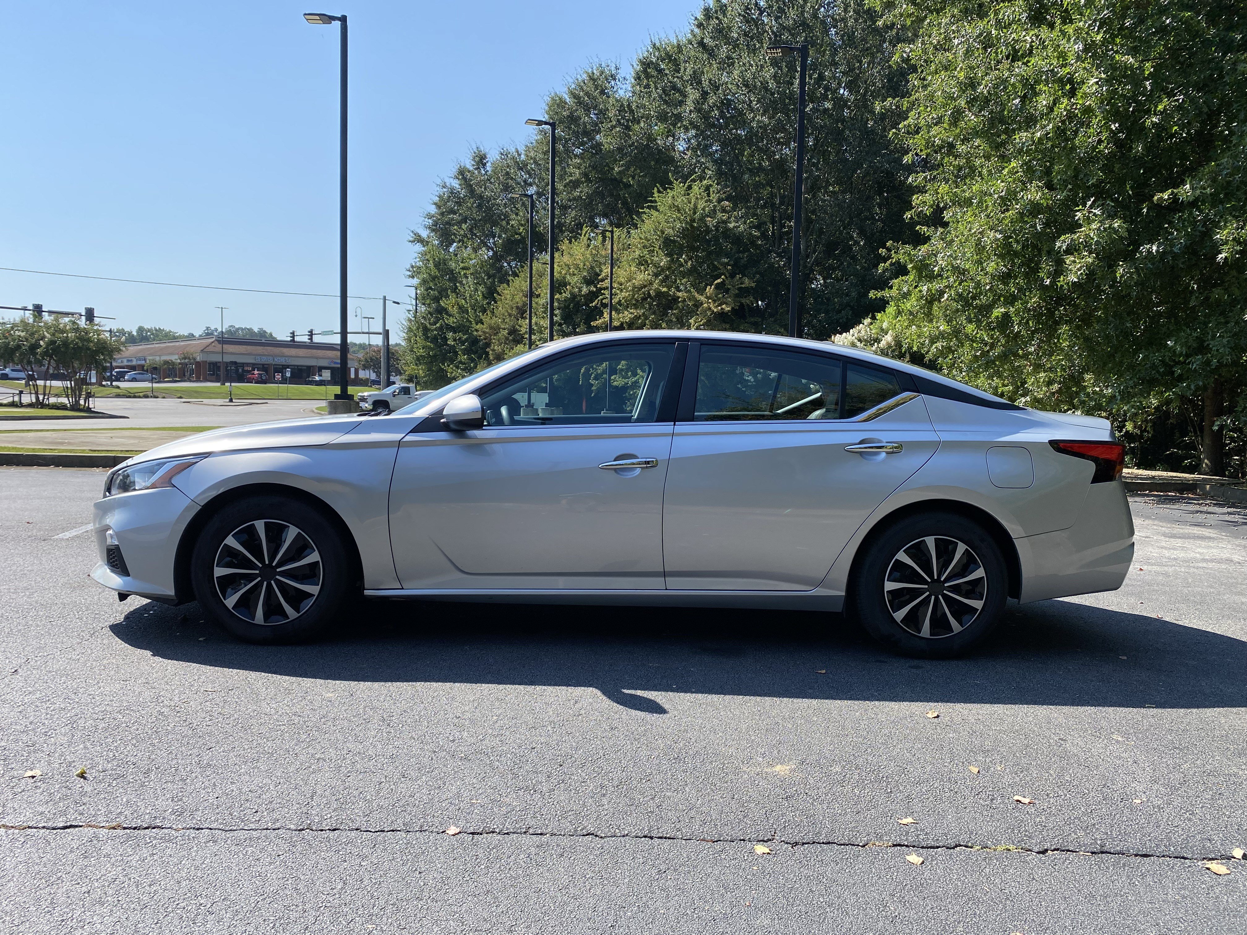 Used 2019 Nissan Altima 2.5 S FWD image 6
