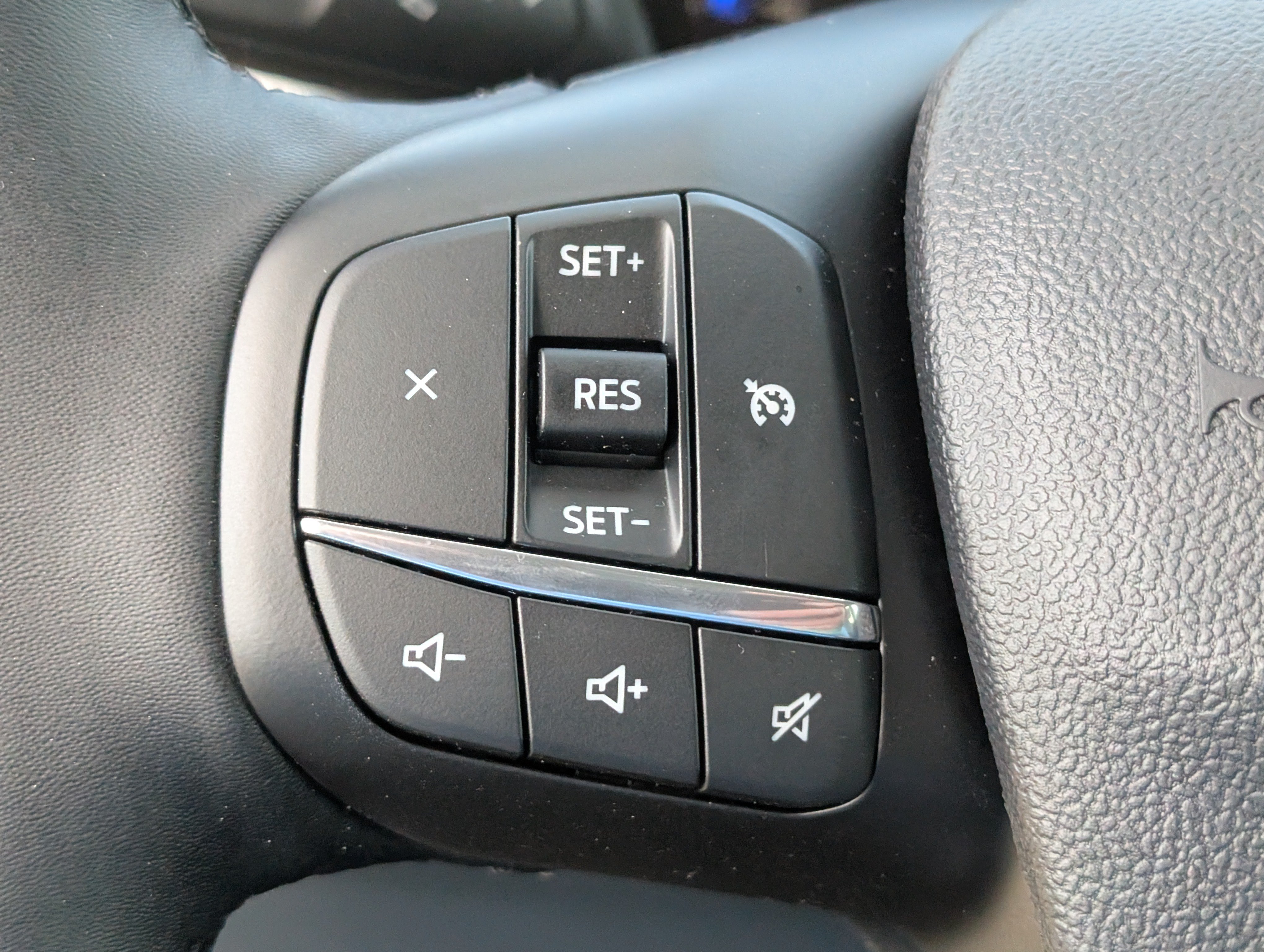 New 2026 Ford Maverick XLT w/ XLT Luxury Package AWD/4WD image 19