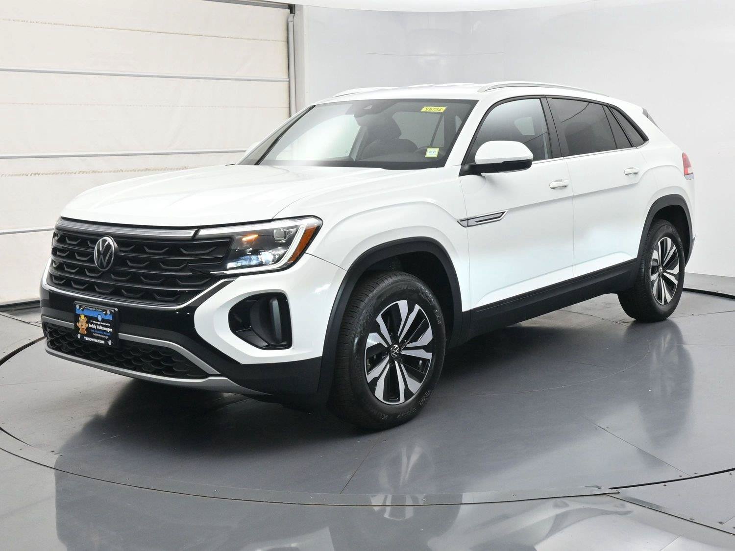 Used 2024 Volkswagen Atlas Cross Sport SE