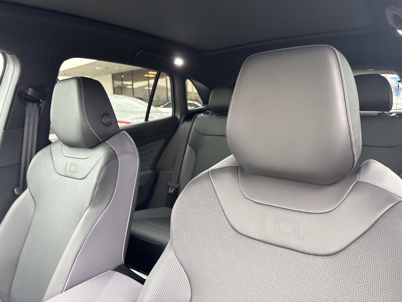 New 2025 Volkswagen ID.4 Pro S image 23