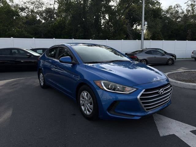 Used 2018 Hyundai Elantra SE FWD image 14