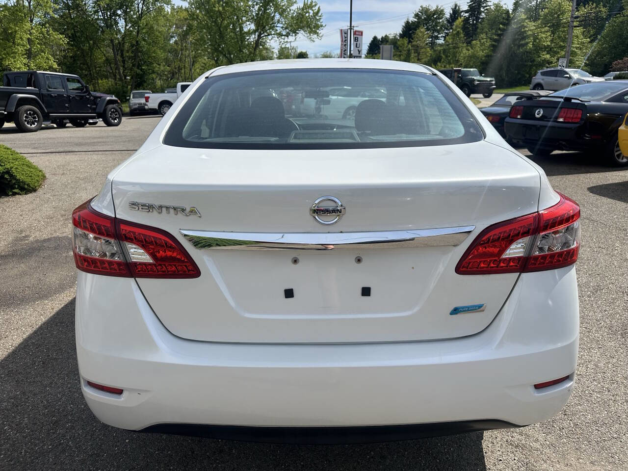 Used 2014 Nissan Sentra S FWD image 5