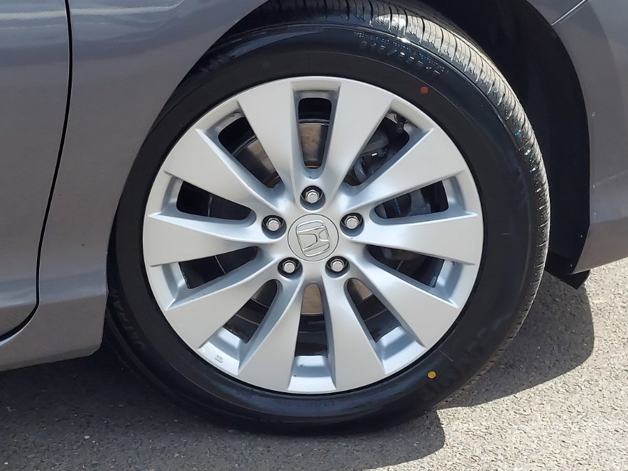 Used 2013 Honda Accord EX-L image 18