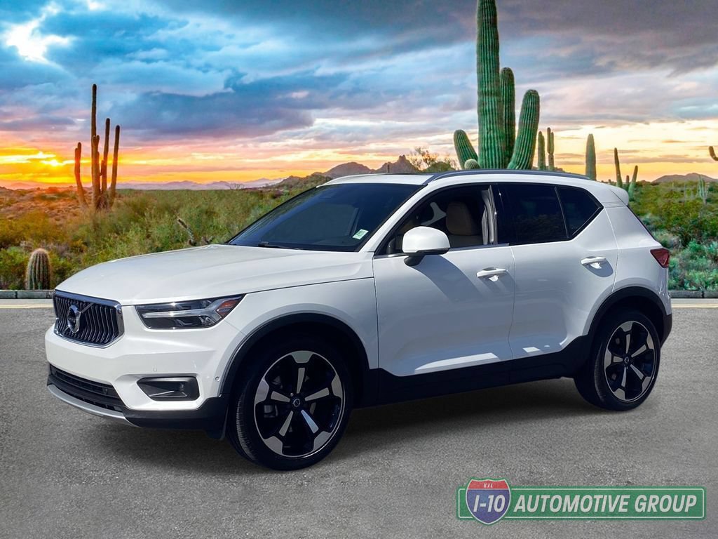 Used 2019 Volvo XC40 T4 Inscription FWD image 7