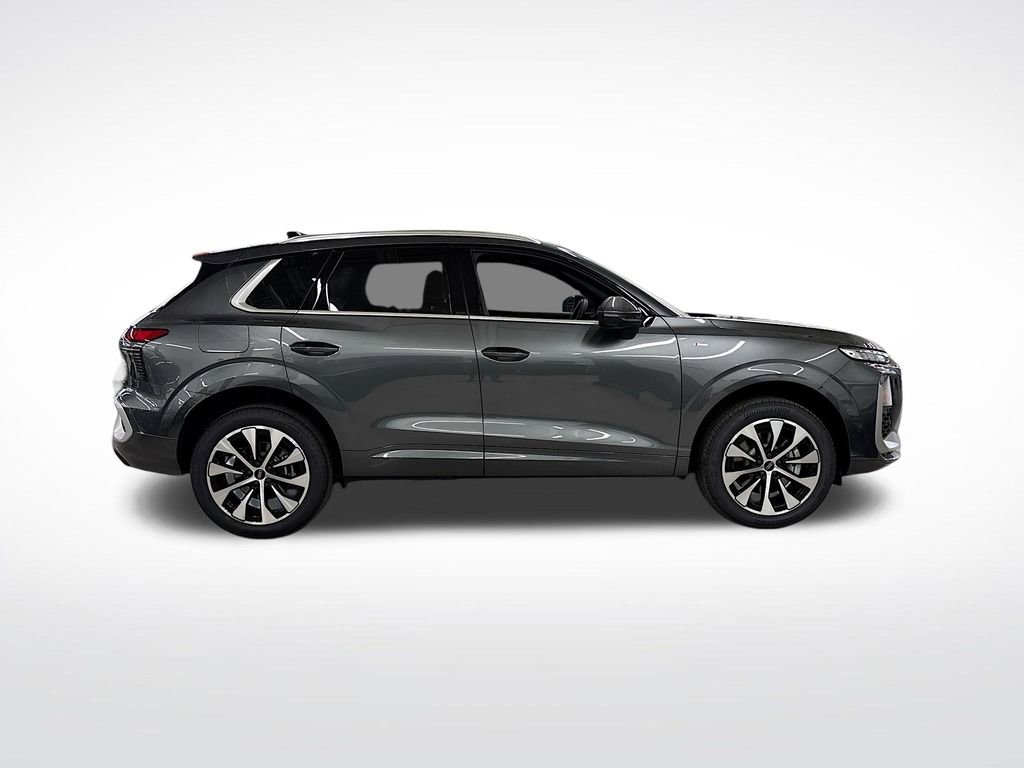 New 2026 Audi Q3 quattro 2.0T AWD/4WD image 6