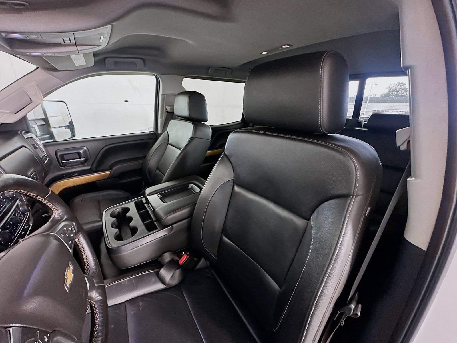 Used 2018 Chevrolet Silverado 2500 LTZ w/ Duramax Plus Package AWD/4WD image 20