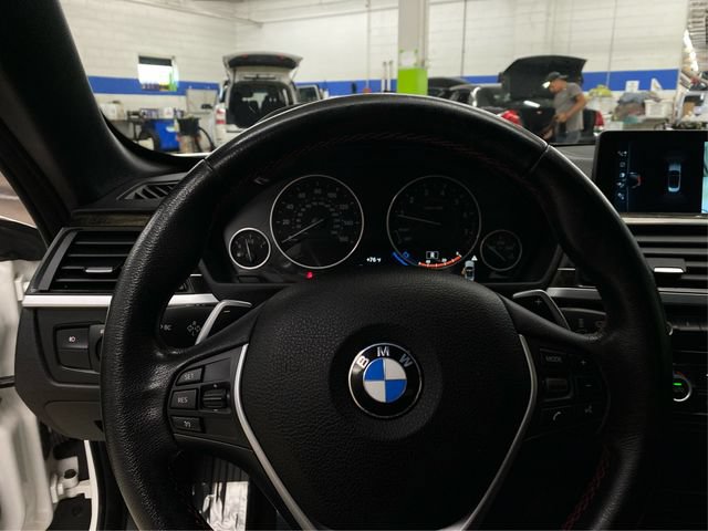 Used 2017 BMW 430i xDrive Convertible AWD/4WD image 22