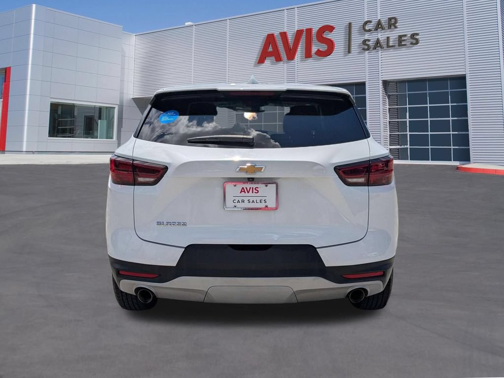 Used 2025 Chevrolet Blazer LT FWD image 7