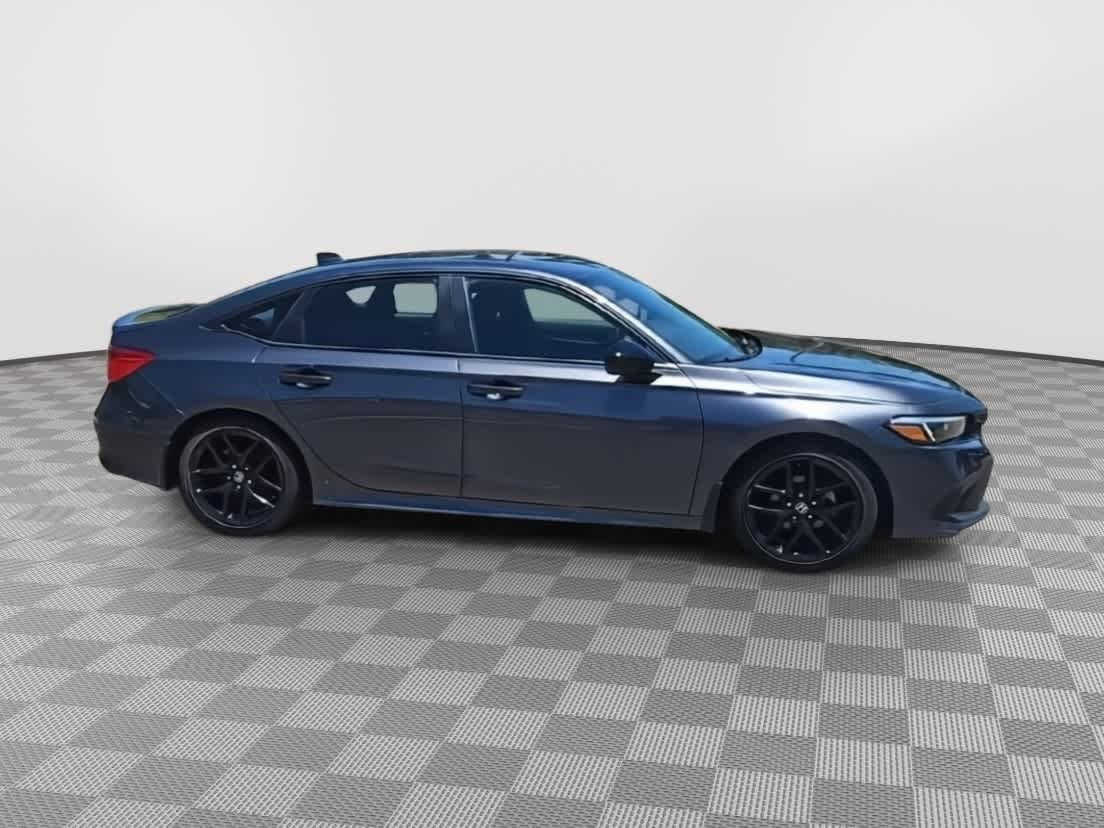 Used 2023 Honda Civic Sport image 9