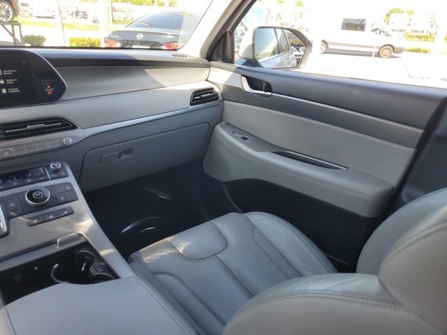 Used 2022 Hyundai Palisade SEL w/ 8P Bench Seat Package FWD image 15