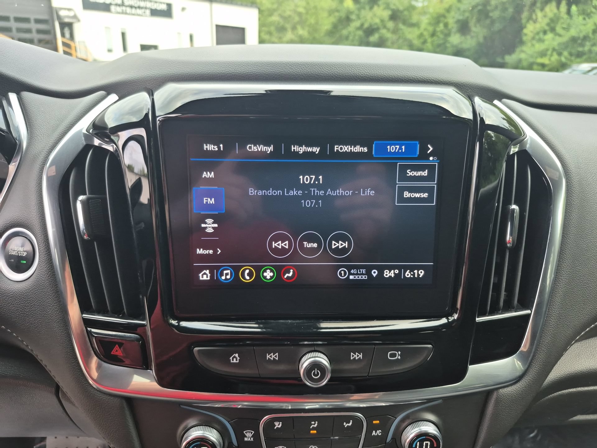 Certified 2023 Chevrolet Traverse LT AWD/4WD image 15