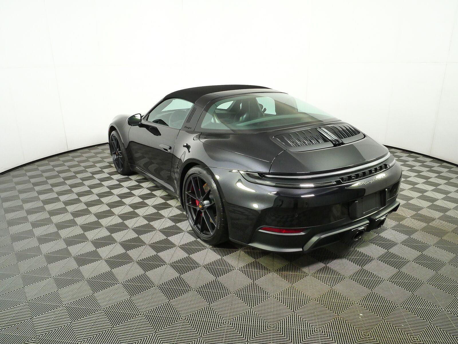 Used 2026 Porsche 911 Targa 4 GTS AWD/4WD image 3