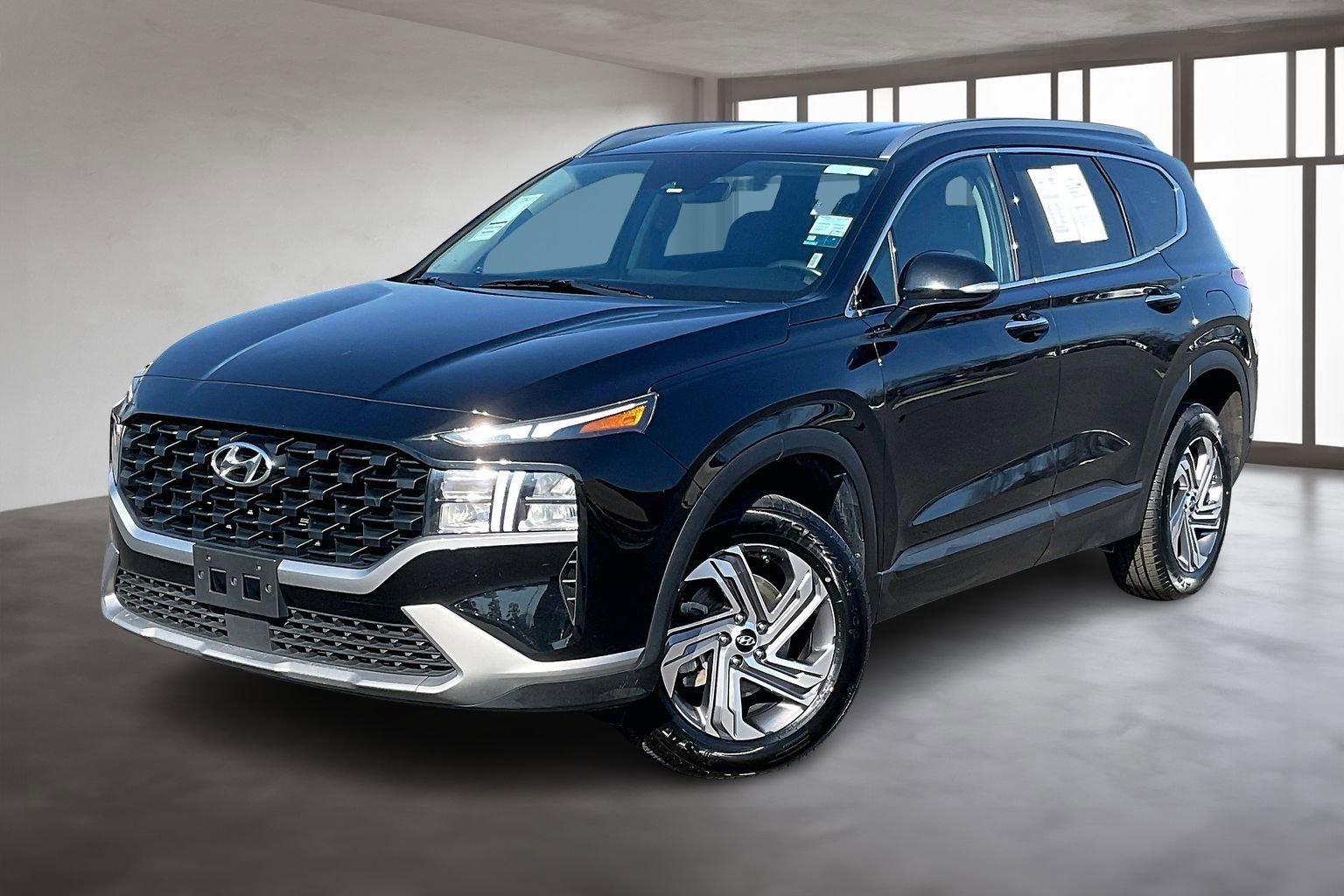 Used 2023 Hyundai Santa Fe SEL image 3