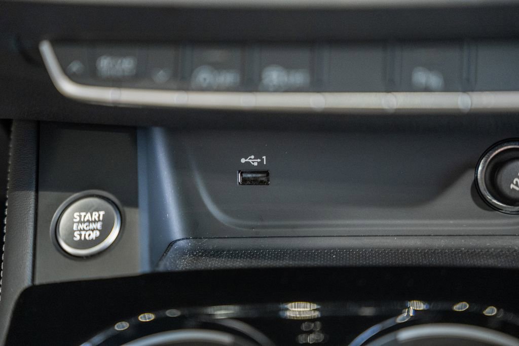 Used 2023 Audi A4 2.0T Premium Plus w/ Premium Plus Package image 31