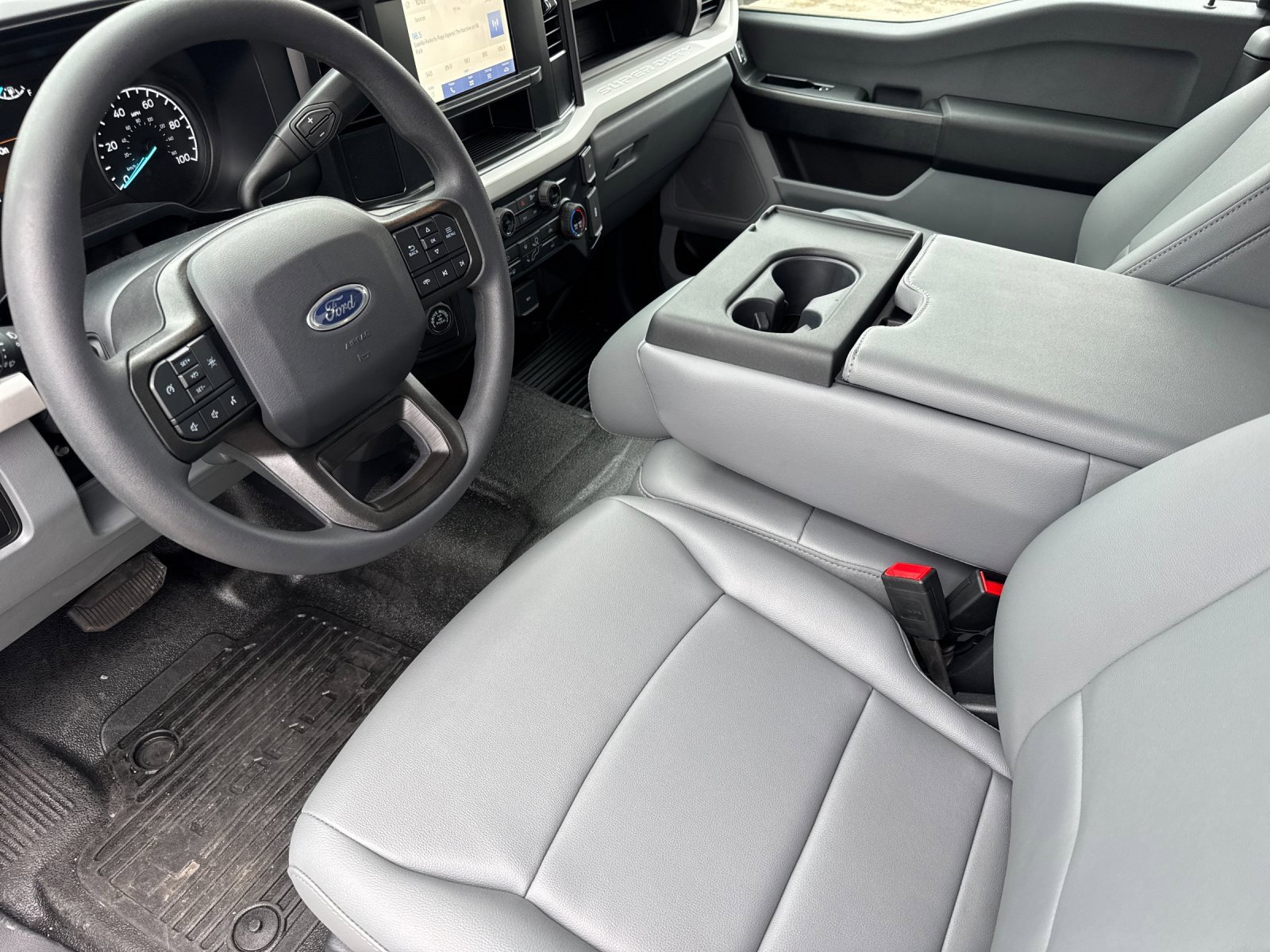 New 2025 Ford F350 XL w/ XL Chrome Package image 10