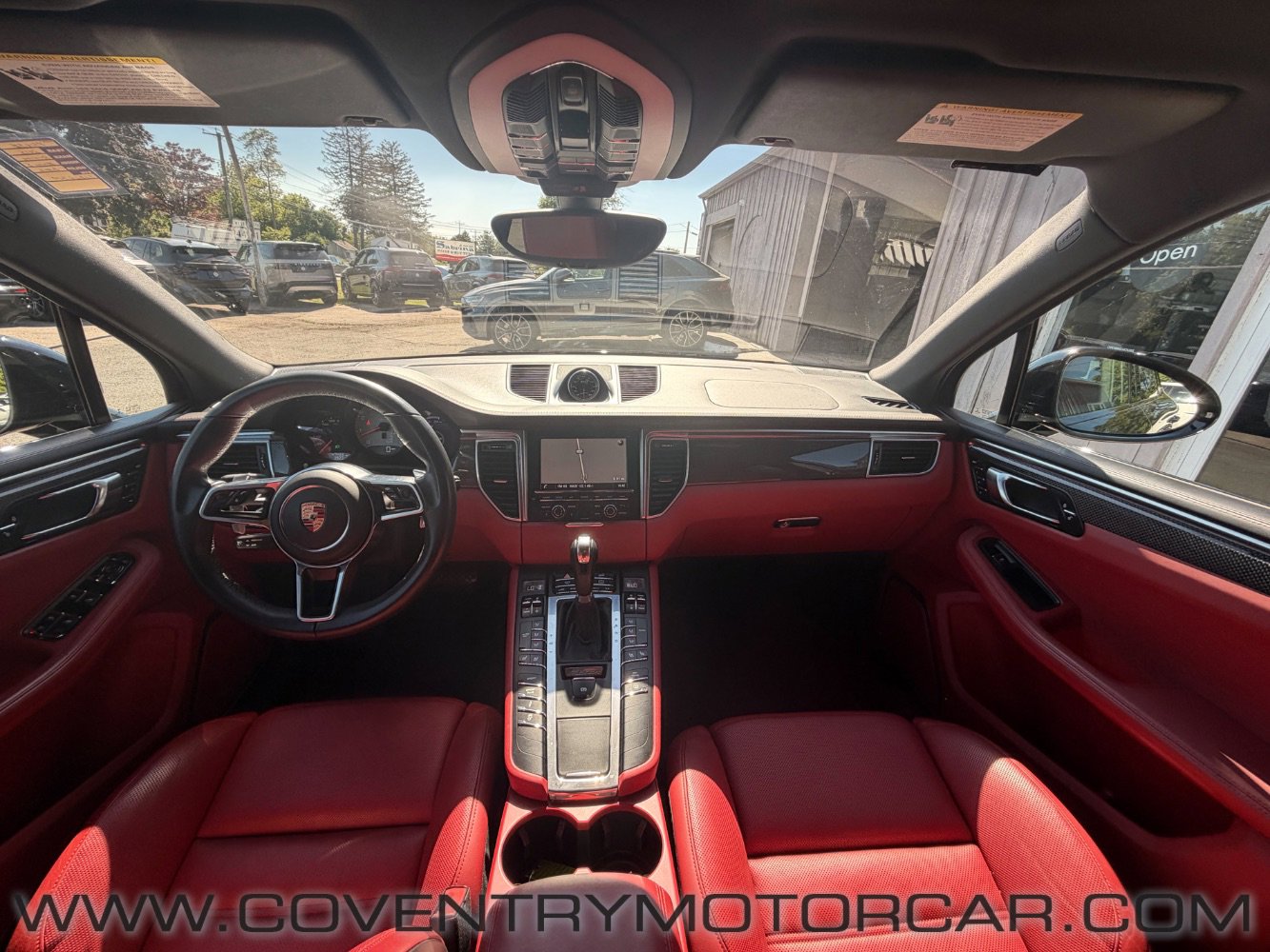 Used 2015 Porsche Macan S AWD/4WD image 28