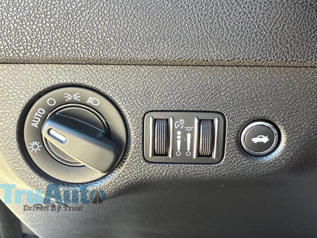 Used 2014 Dodge Charger SE w/ Sport Appearance Group RWD image 33