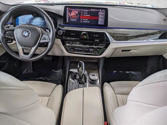 Used 2021 BMW 540i w/ Executive Package RWD image 22