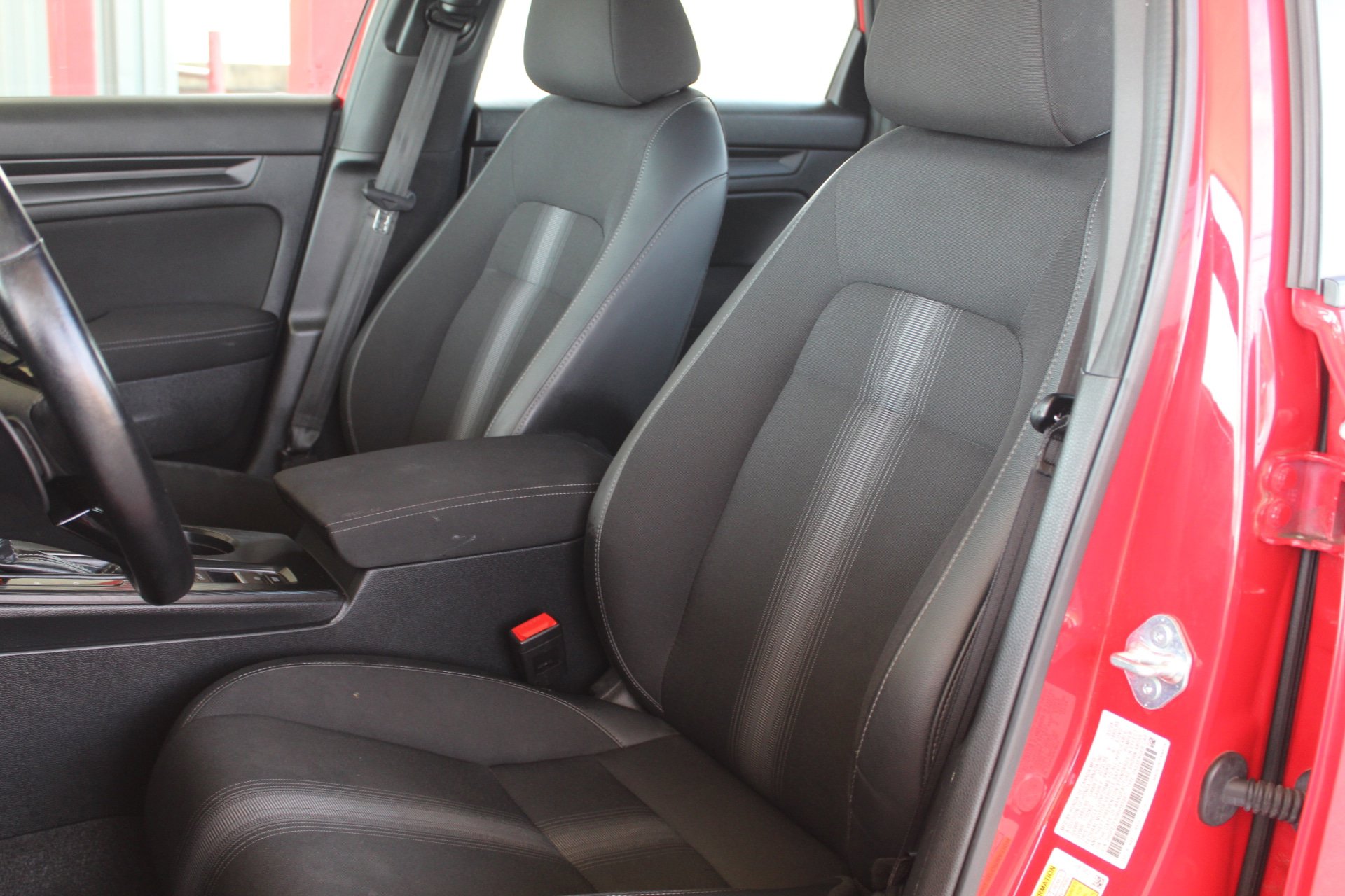 Used 2024 Honda Civic Sport image 40