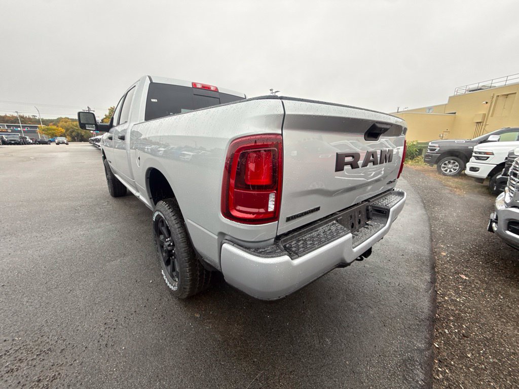 New 2027 RAM 2500 Big Horn AWD/4WD image 3