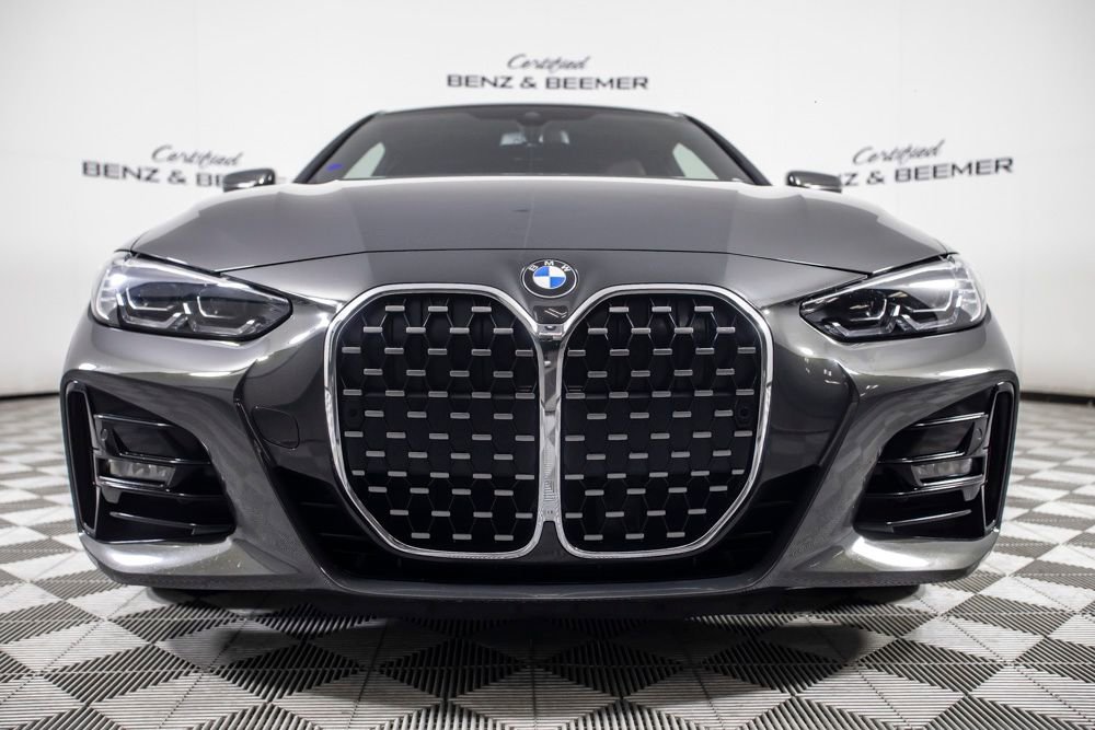 Used 2023 BMW 430i Coupe w/ M Sport Package image 4