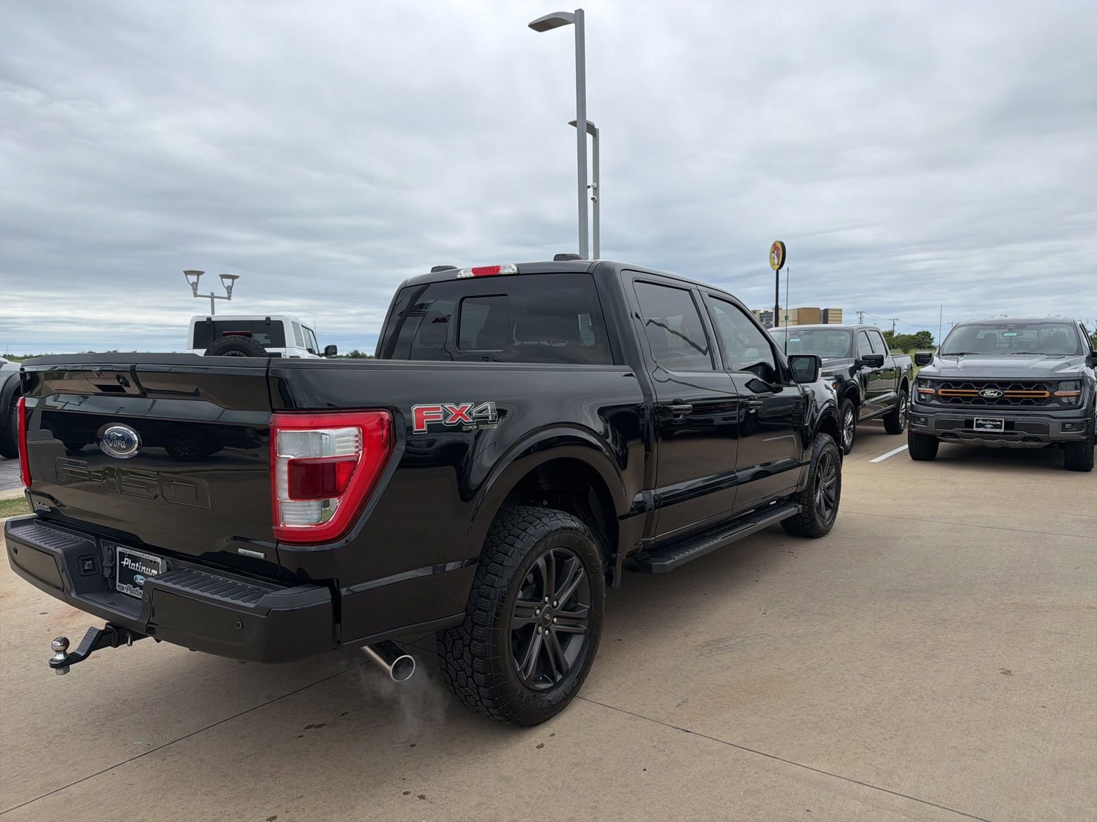Used 2022 Ford F150 Lariat AWD/4WD image 6