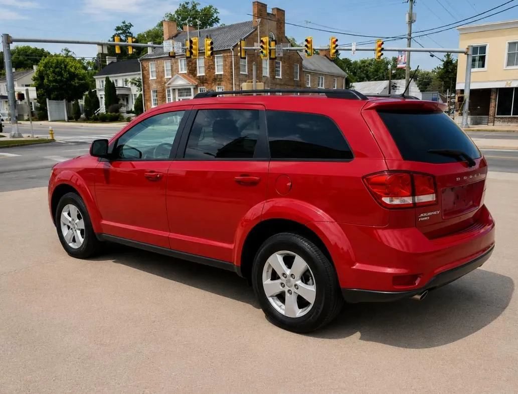 Used 2012 Dodge Journey SXT w/ Popular Equipment Group AWD/4WD image 4