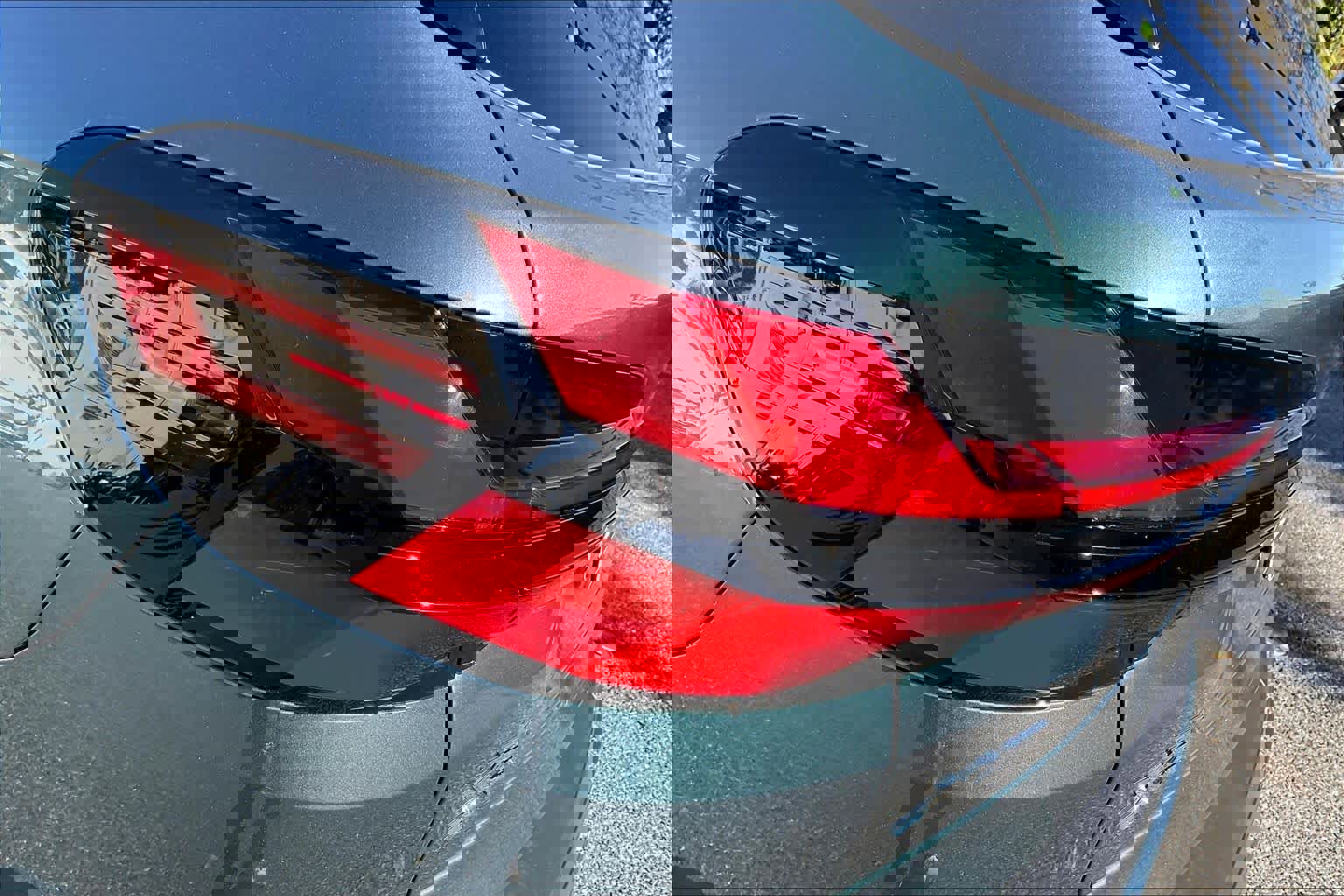 Used 2026 BMW X5 xDrive40i w/ Climate Comfort Package image 29