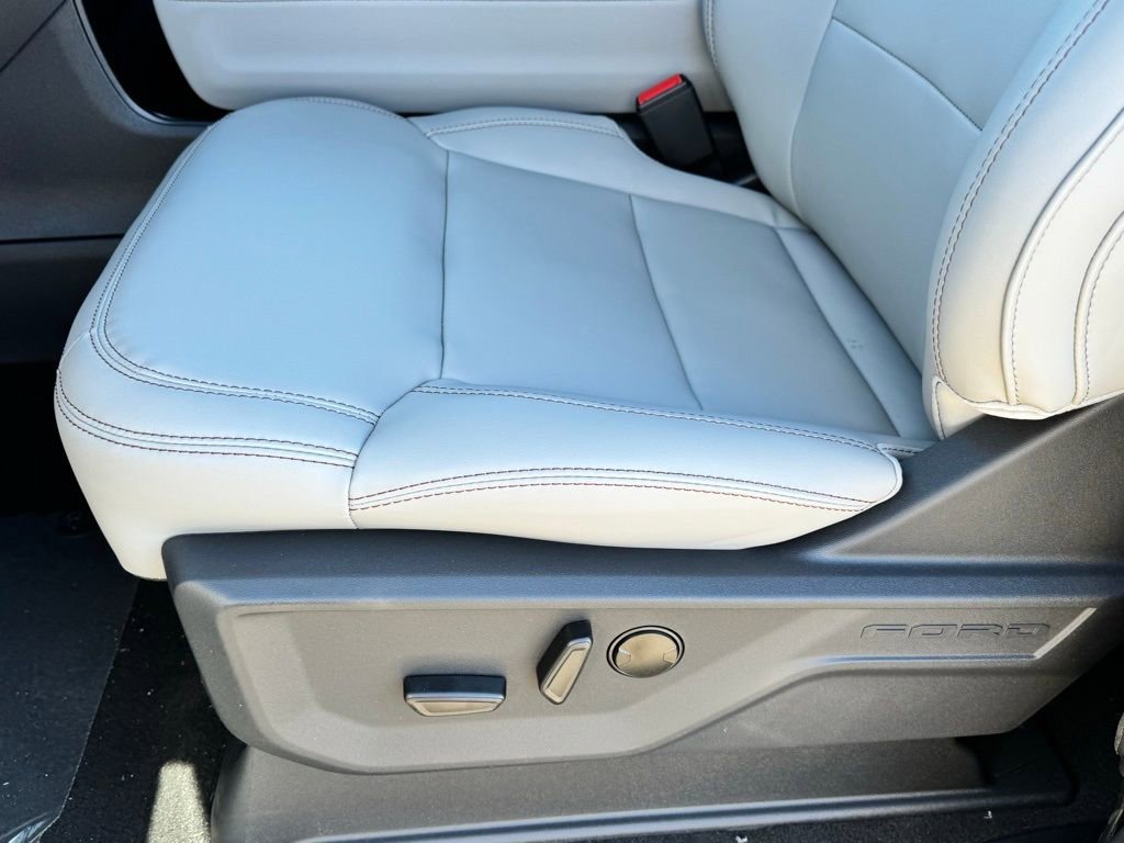 New 2025 Ford Expedition Max Active AWD/4WD image 25