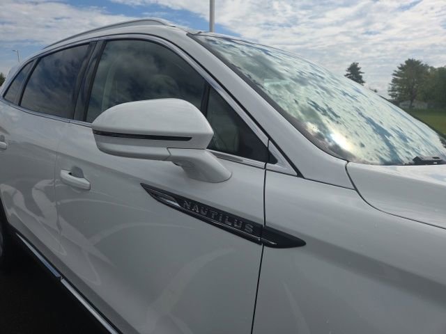 Used 2022 Lincoln Nautilus Reserve w/ Equipment Group 201A AWD/4WD image 5