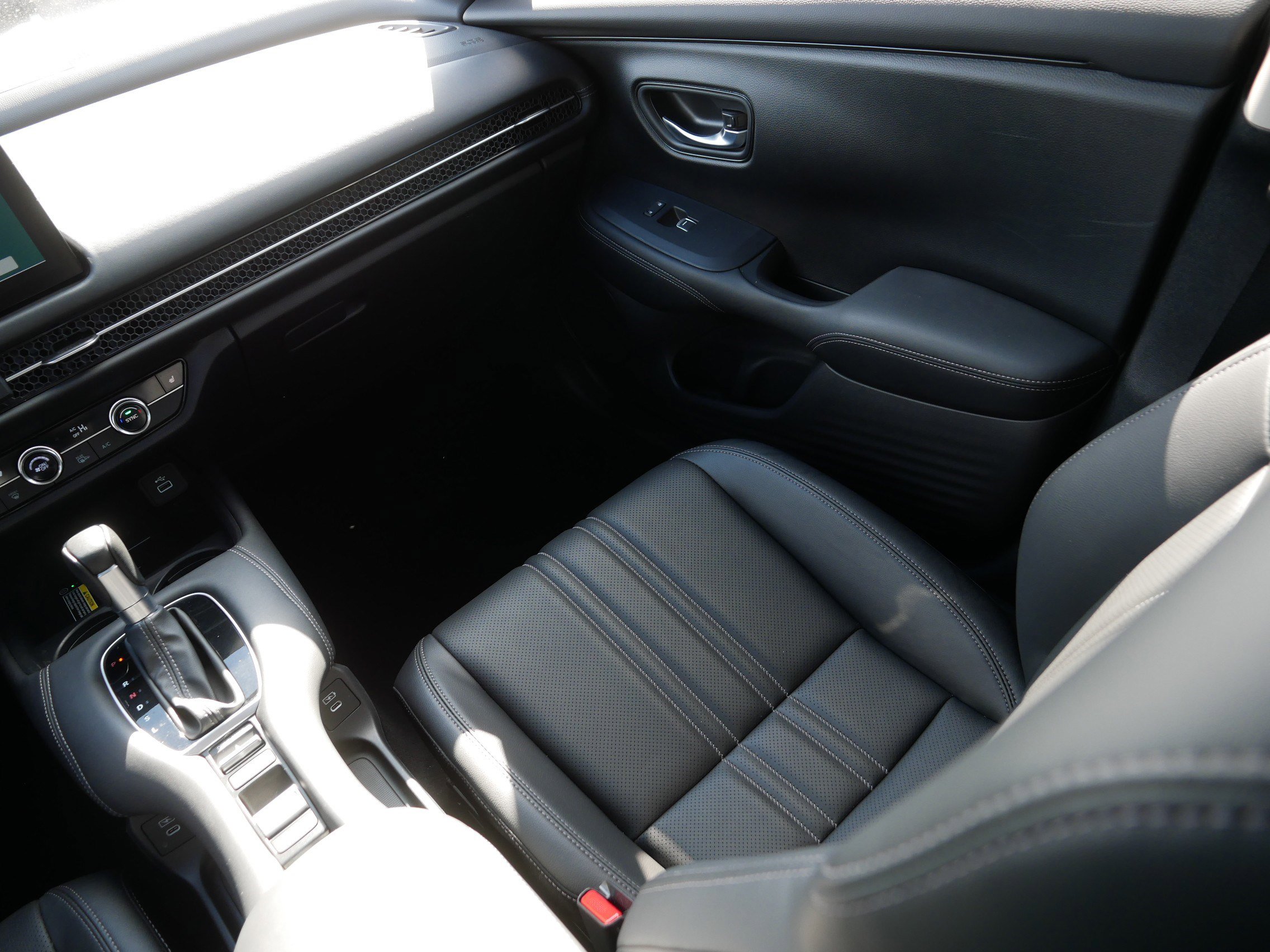 Used 2024 Honda HR-V EX-L image 11