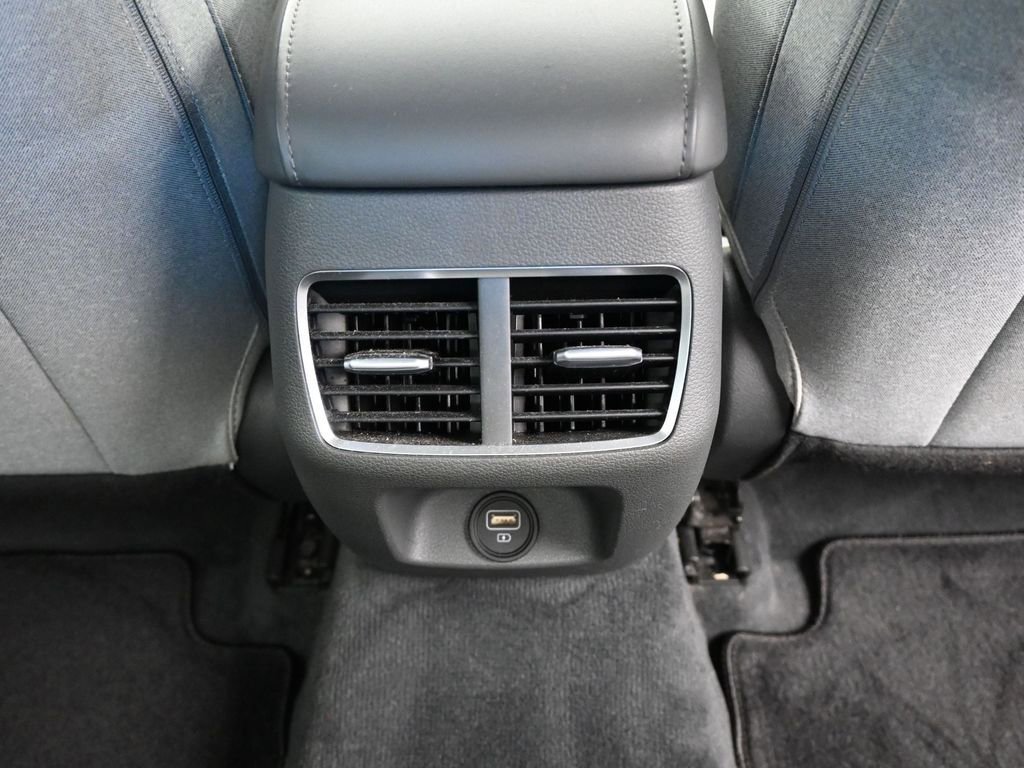 Used 2020 Hyundai Sonata SEL w/ Convenience Package image 16