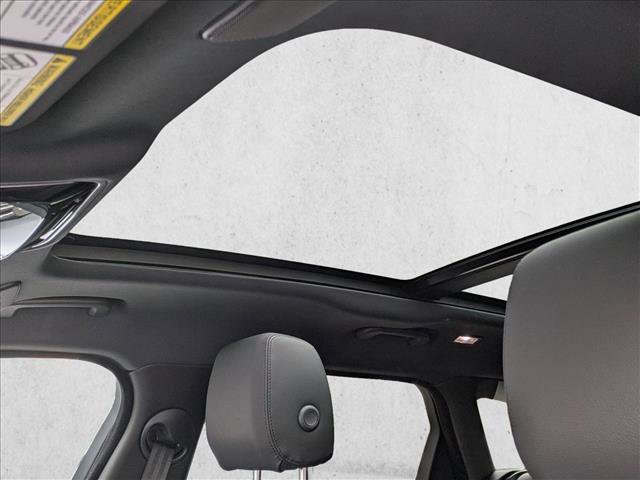 Certified 2026 Land Rover Range Rover Velar Dynamic SE image 16