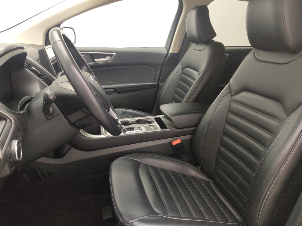 Used 2024 Ford Edge SEL image 17